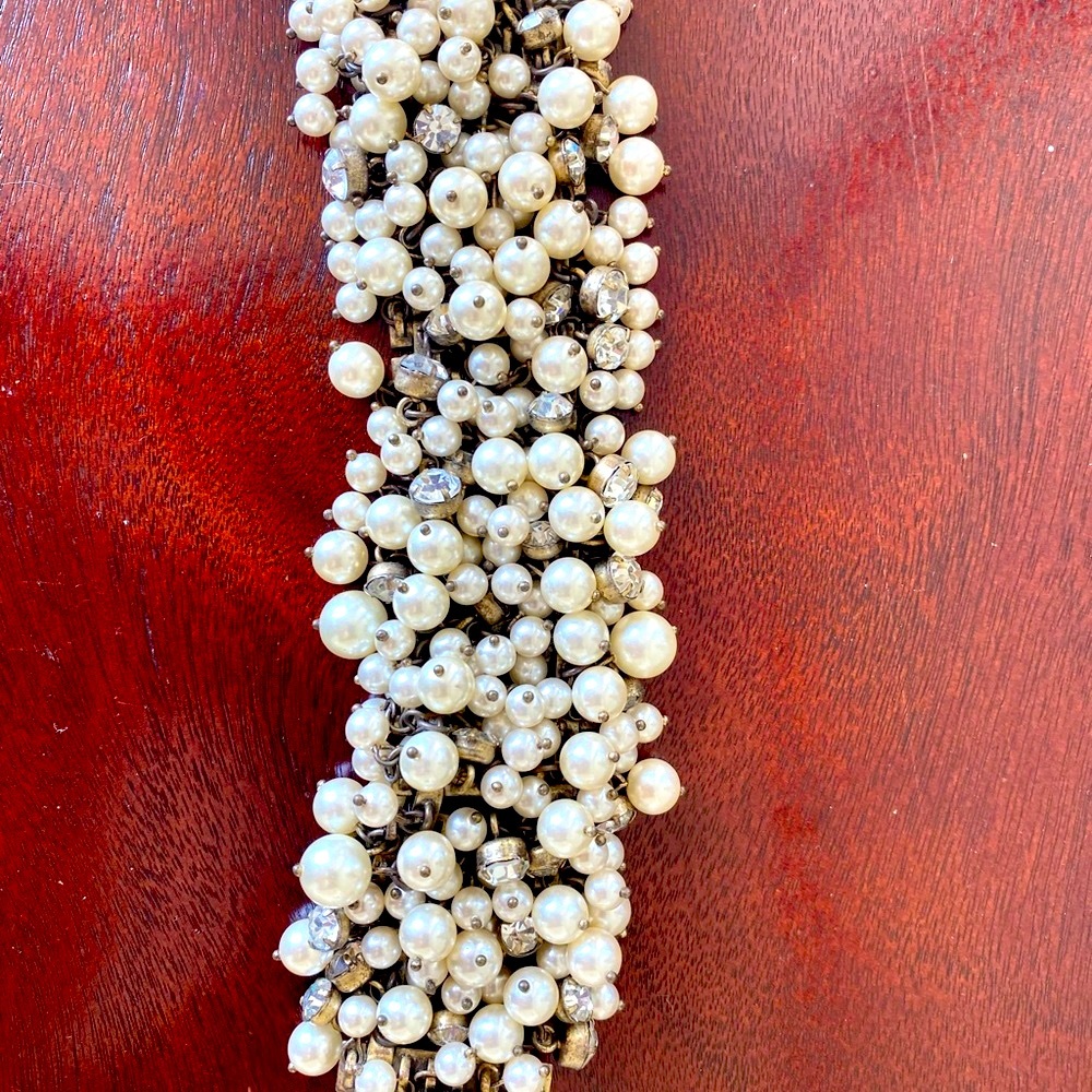 Pearl and rhinestone bracelet